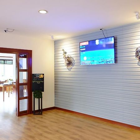 Studio Khon Kaen By Icheck Inn Luaran gambar