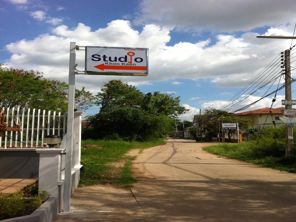 Studio Khon Kaen By Icheck Inn Luaran gambar