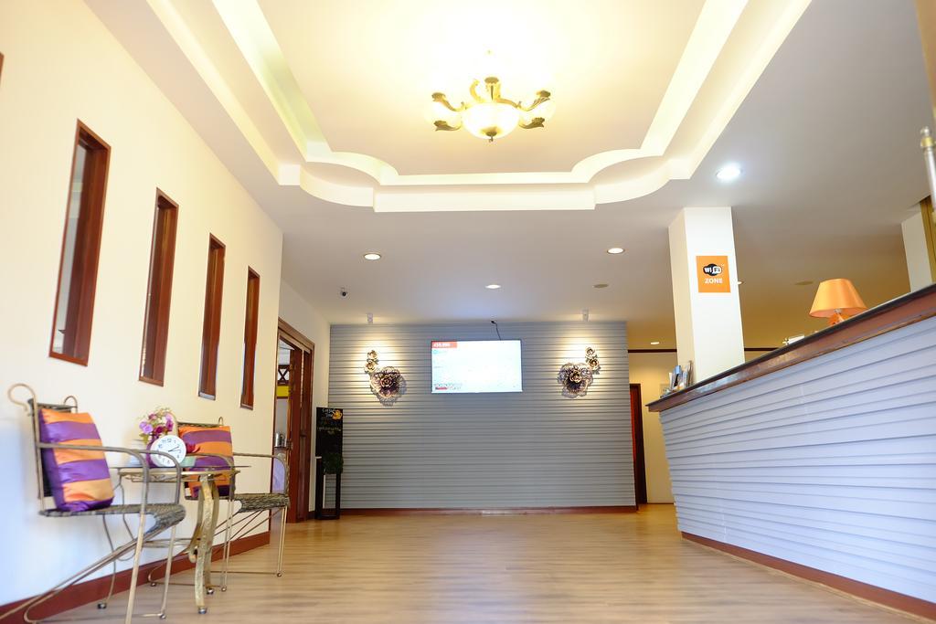 Studio Khon Kaen By Icheck Inn Luaran gambar